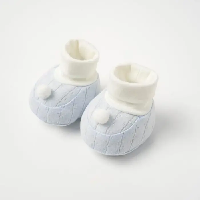 Set phụ kiện sơ sinh Nous 4 món màu trắng phối xanh nhạt